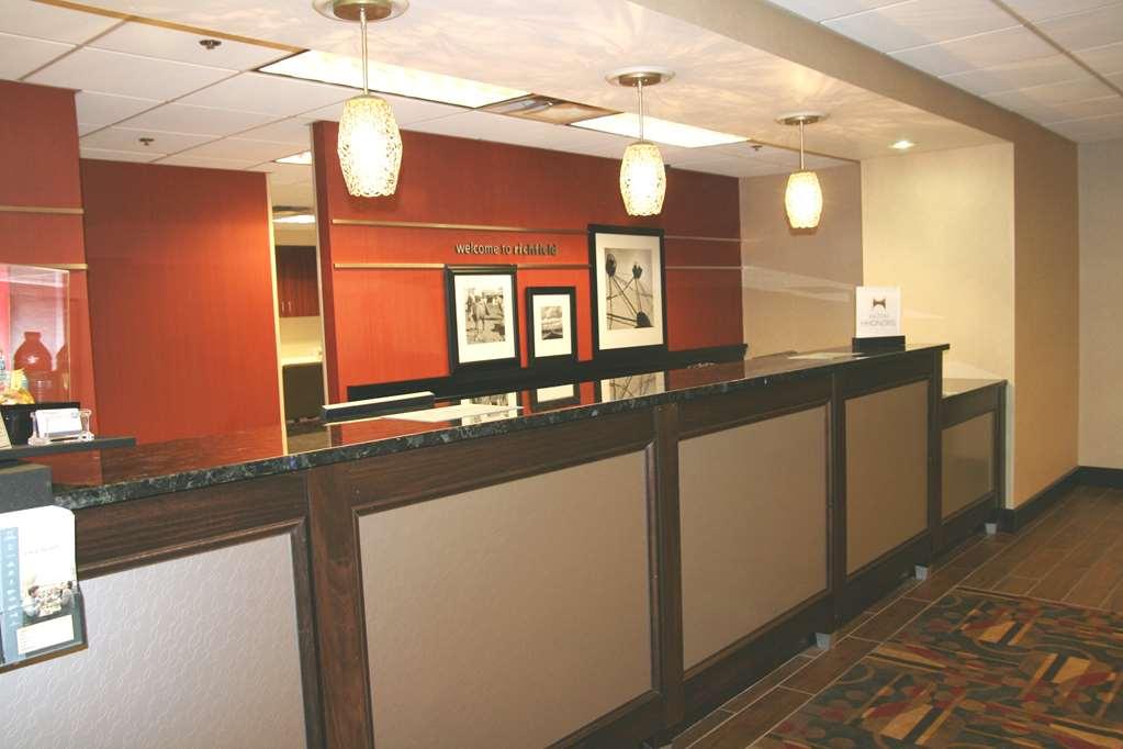 Hampton Inn Richfield Exterior photo