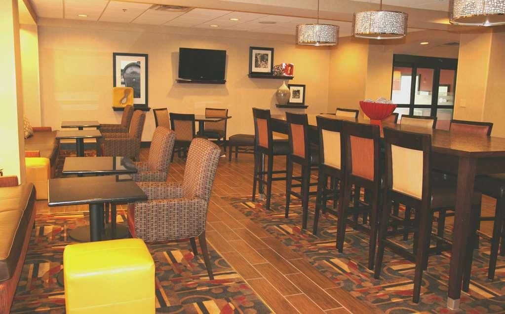 Hampton Inn Richfield Exterior photo