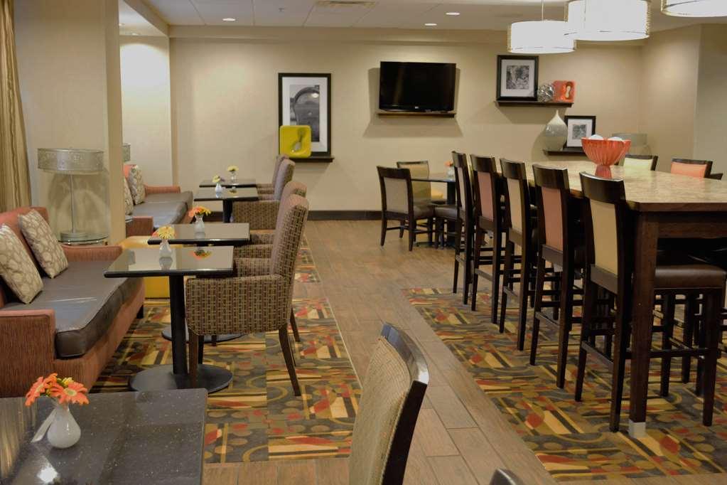 Hampton Inn Richfield Exterior photo